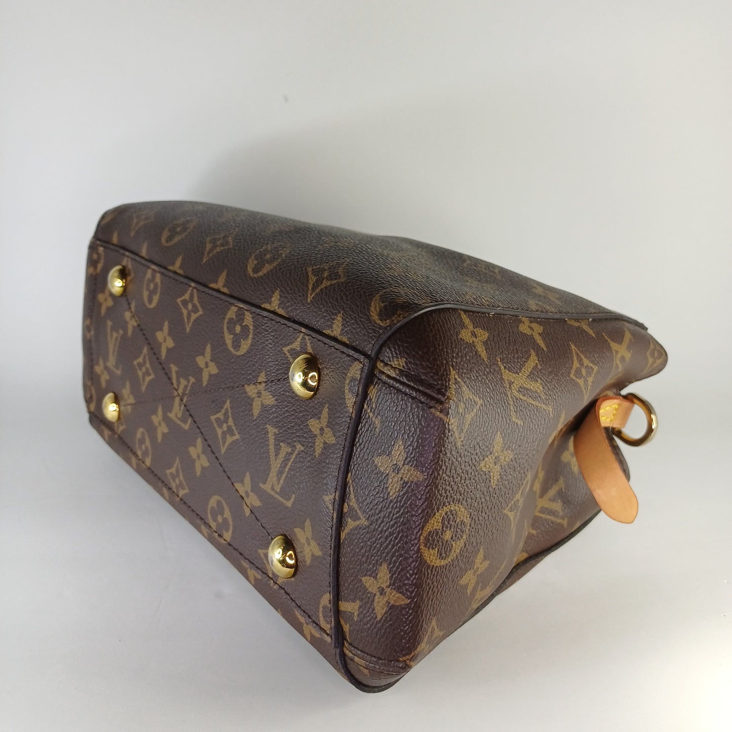 Montaigne BB Louis Vuitton