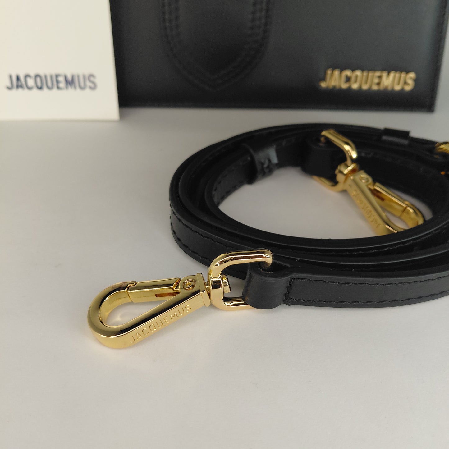 Jacquemus Grande Bambino