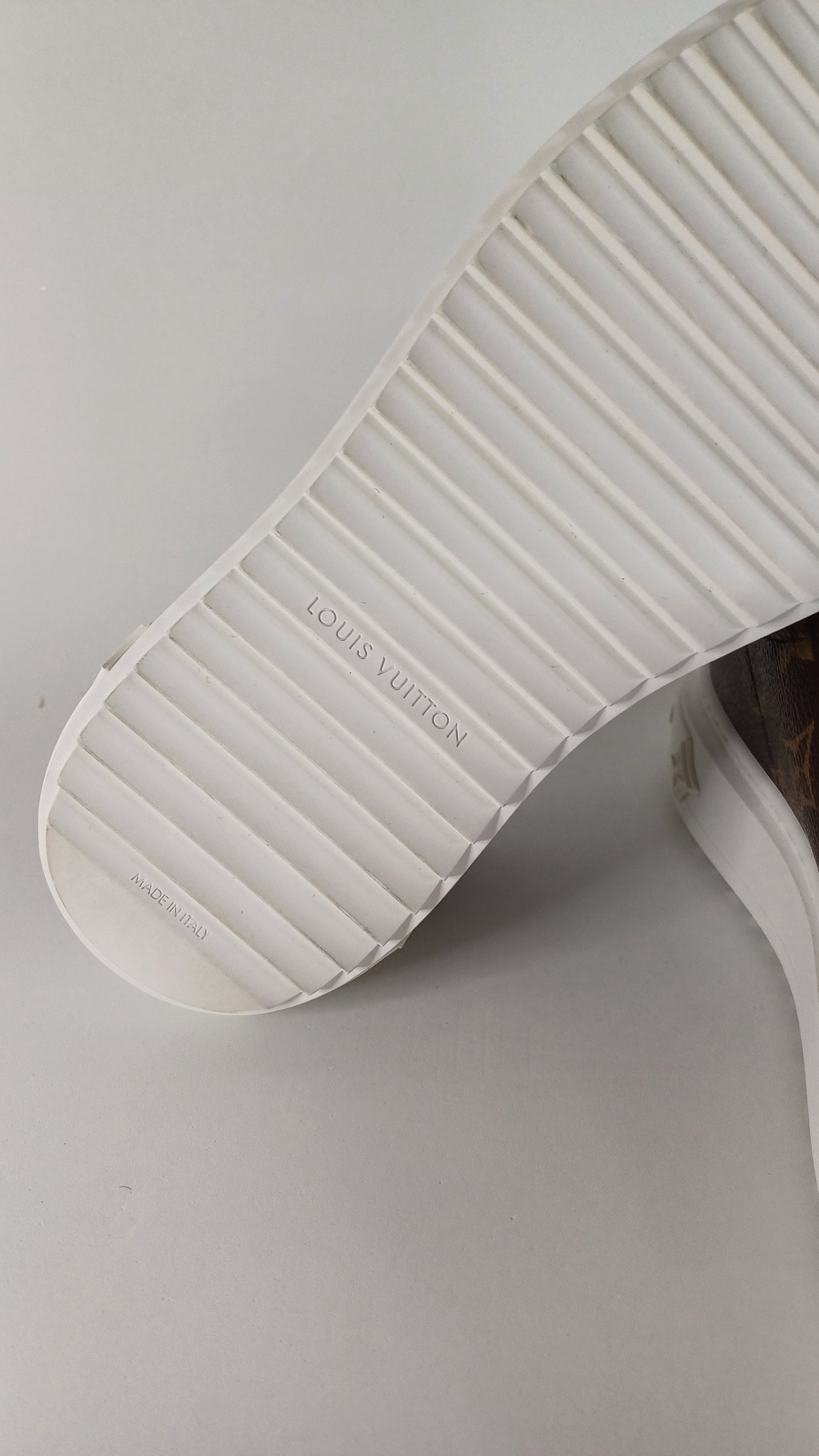 Sneaker Time Out Louis Vuitton
