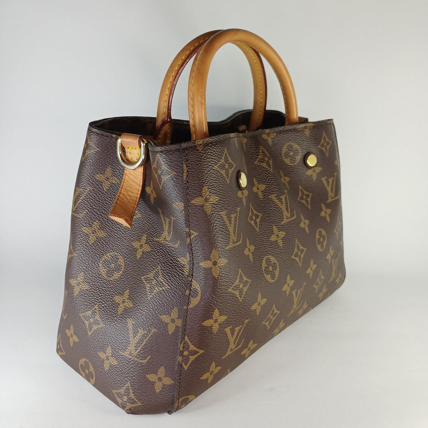 Montaigne BB Louis Vuitton