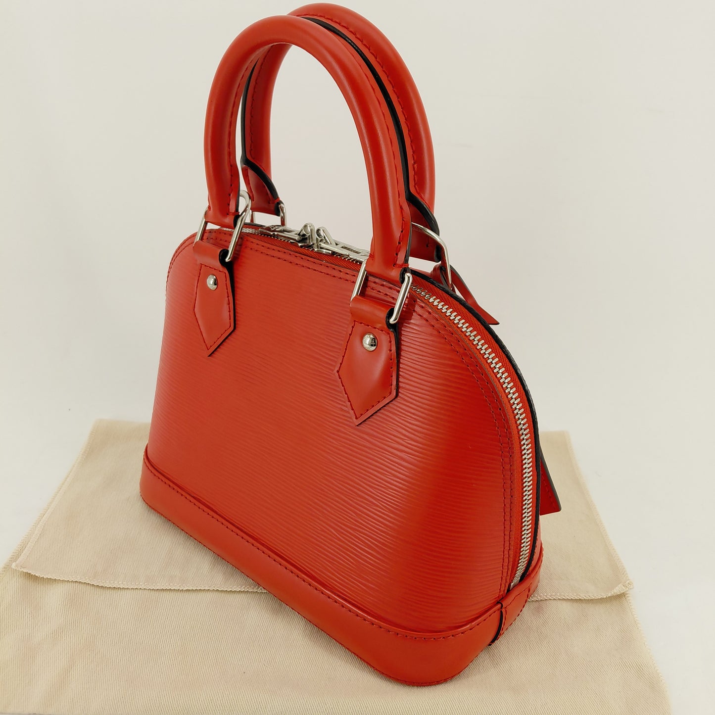 Alma BB Louis Vuitton