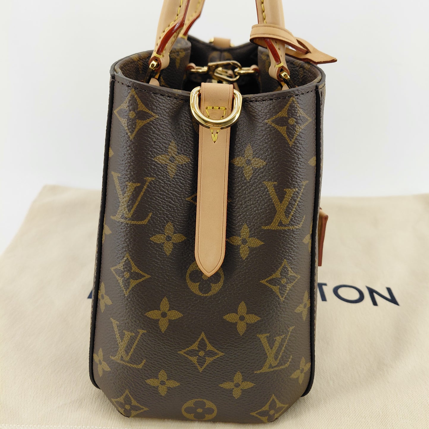 Montaigne BB Louis Vuitton