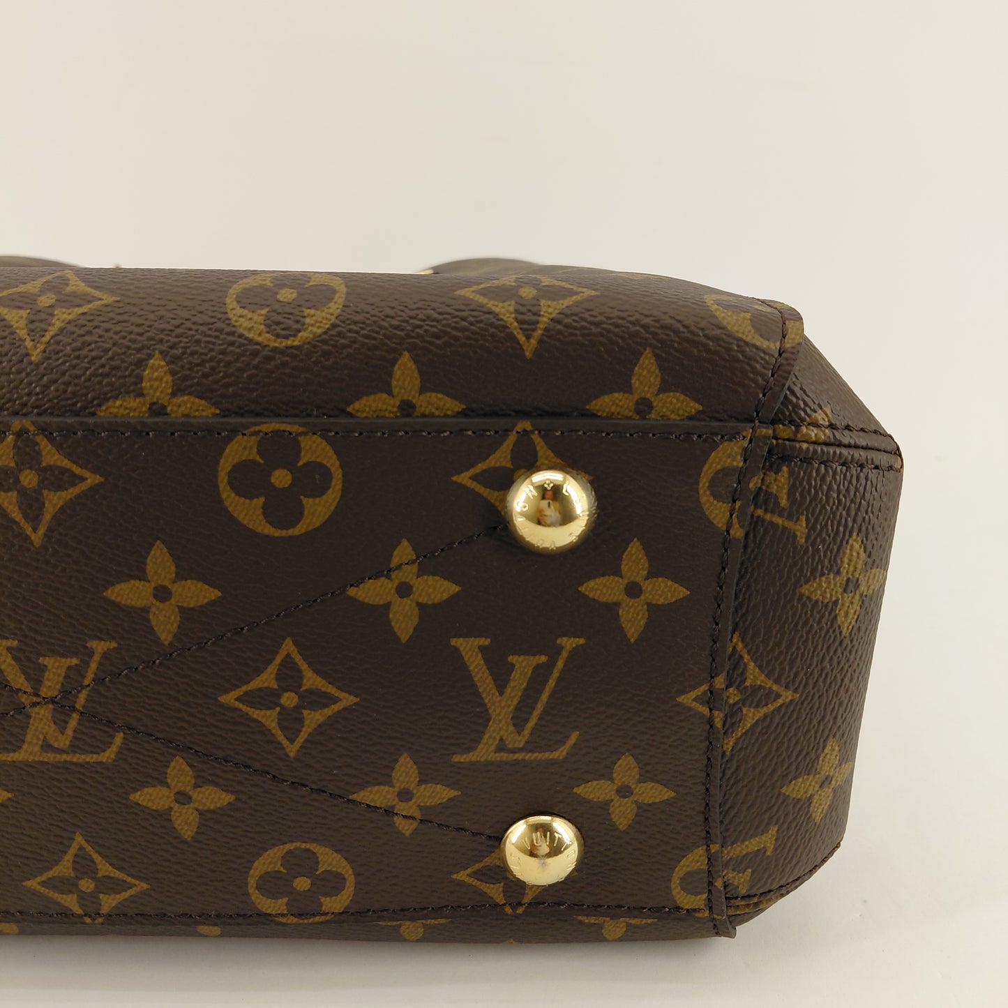 Montaigne BB Louis Vuitton