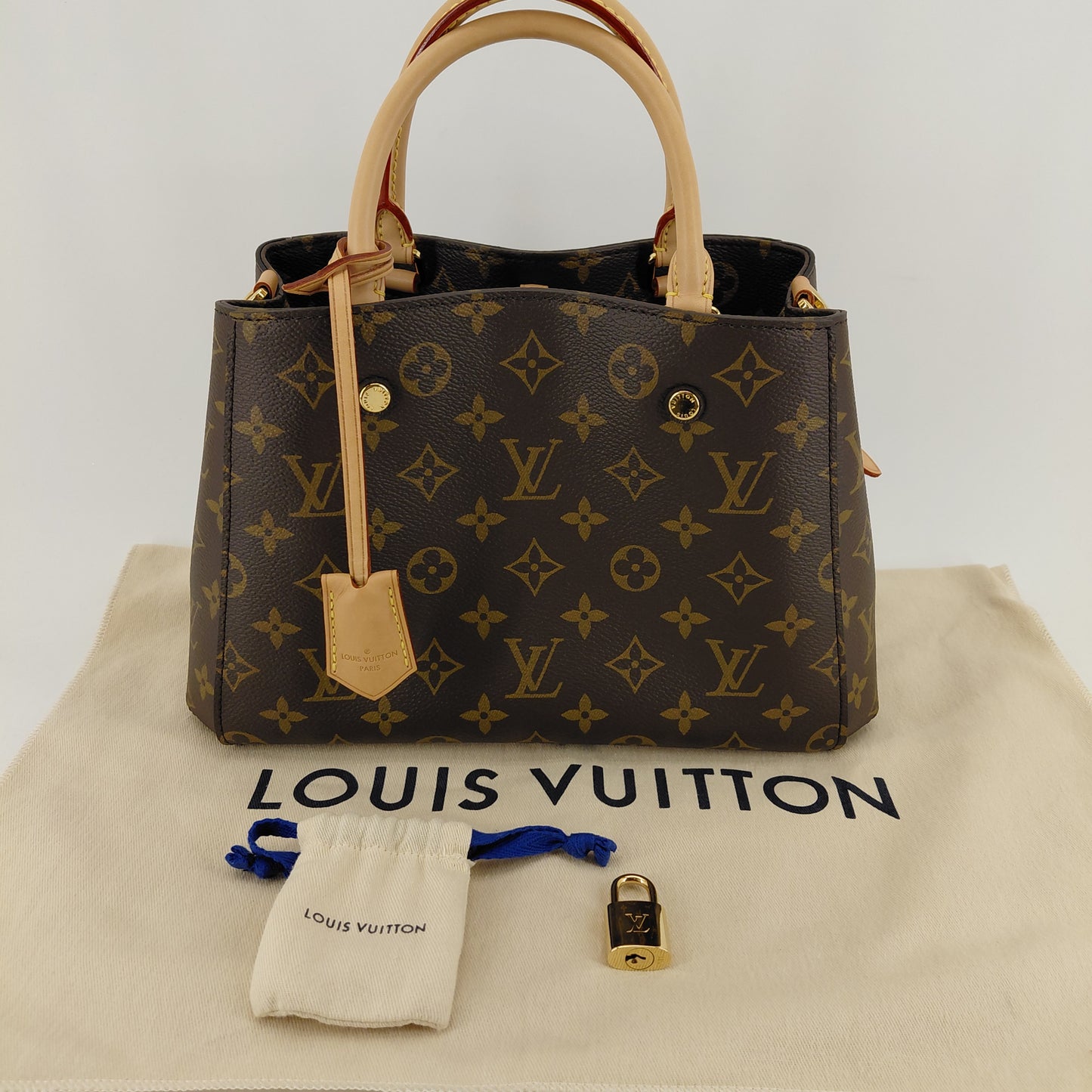 Montaigne BB Louis Vuitton