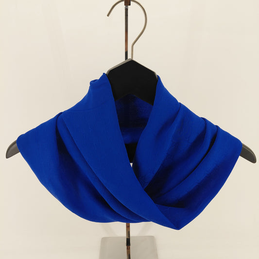 Sciarpa triangolare Gucci