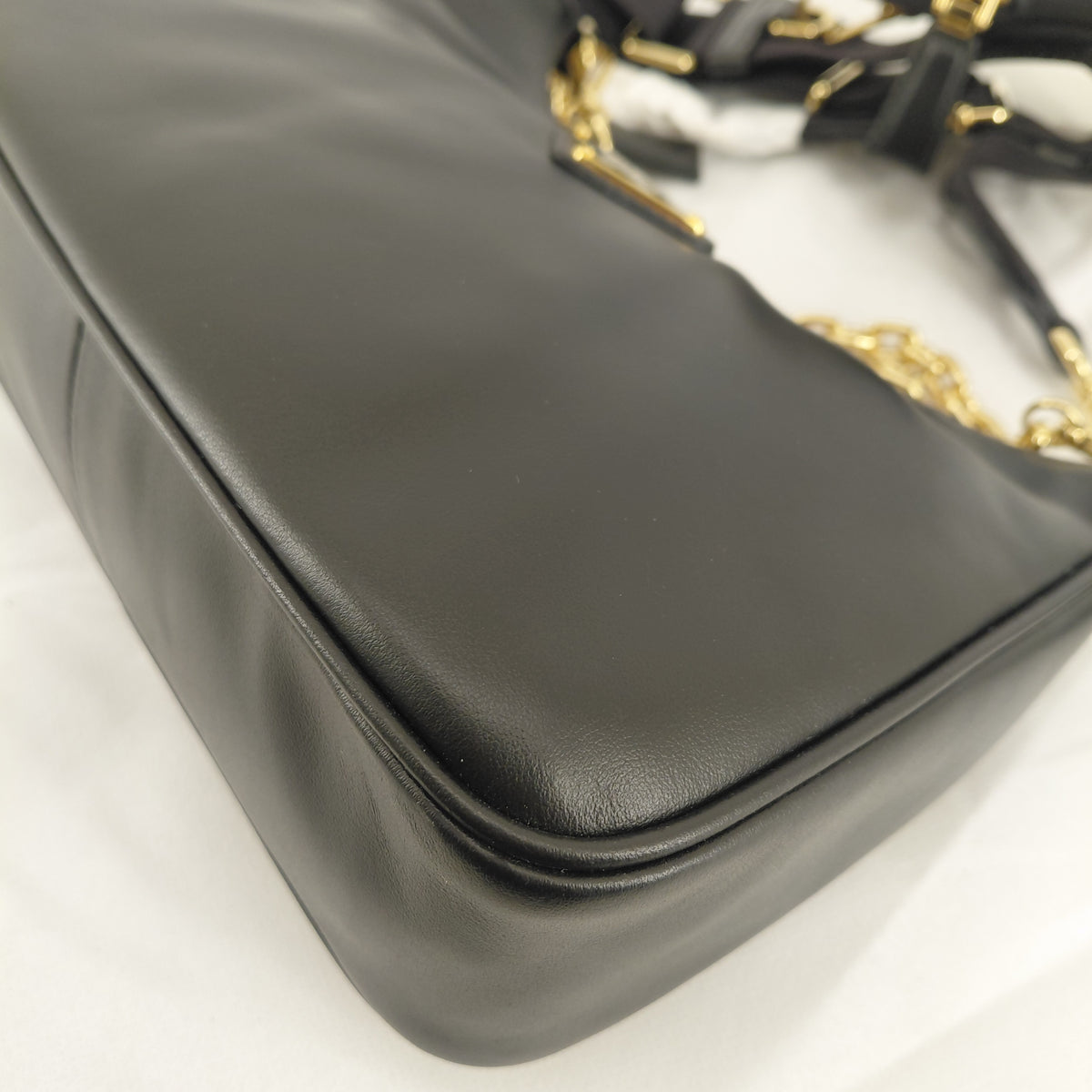 Prada Re Edition 2005