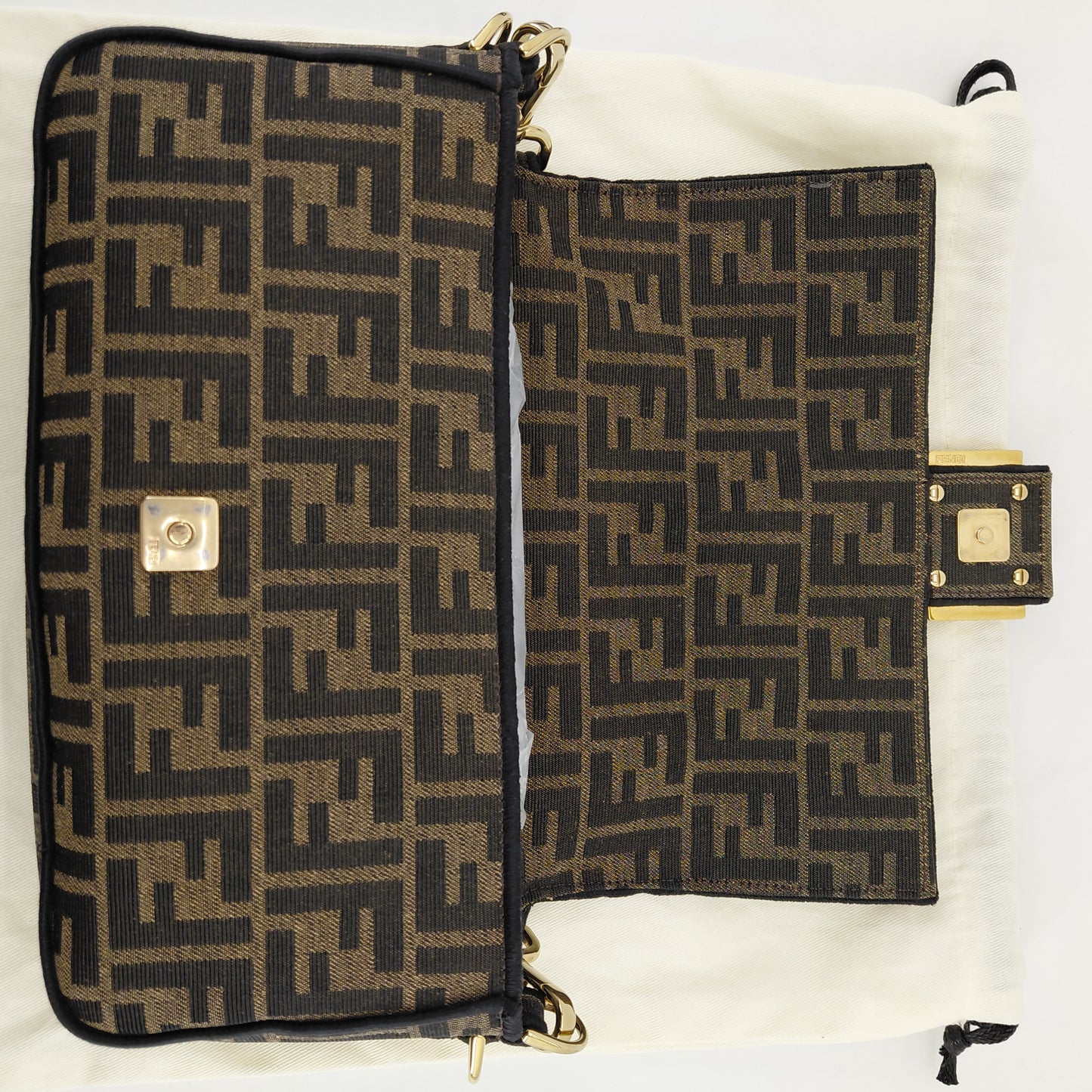 Fendi Baguette