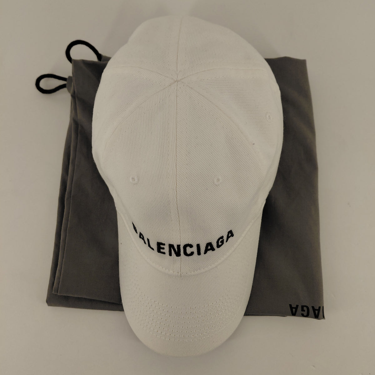 Cappello Balenciaga
