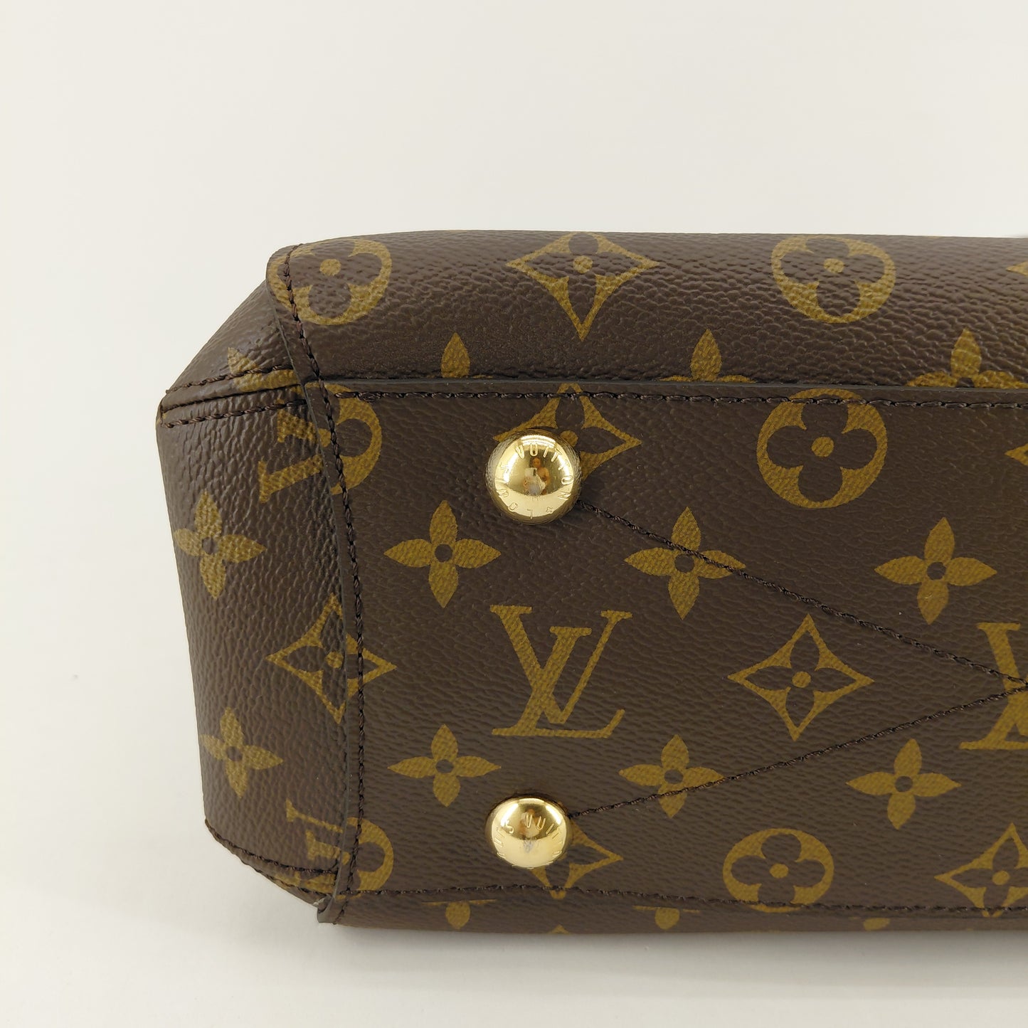 Montaigne BB Louis Vuitton