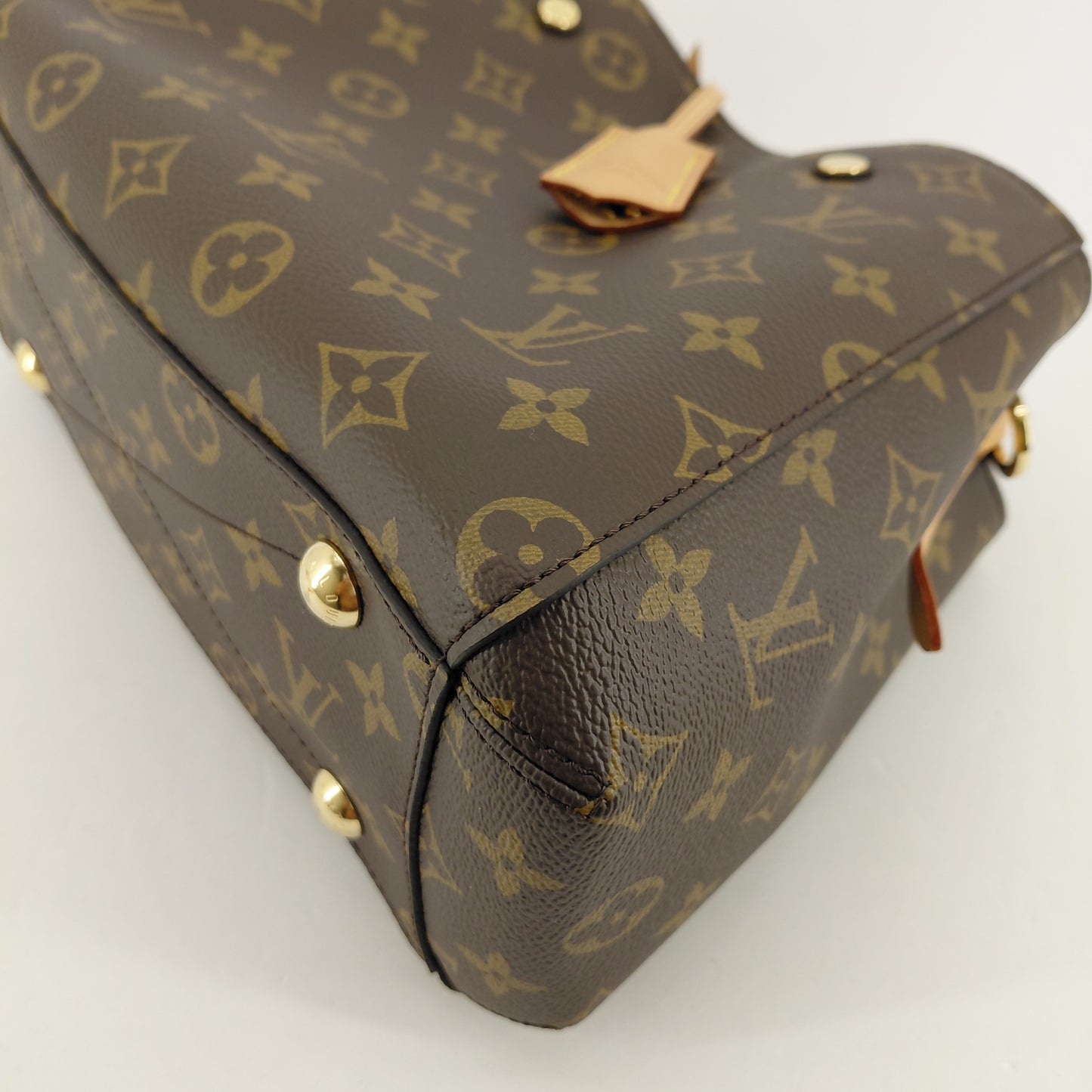 Montaigne BB Louis Vuitton