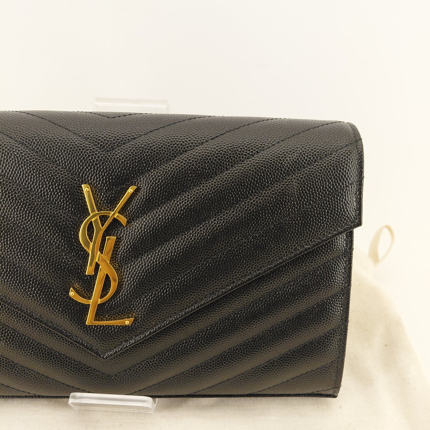 Cassandra Saint Laurent