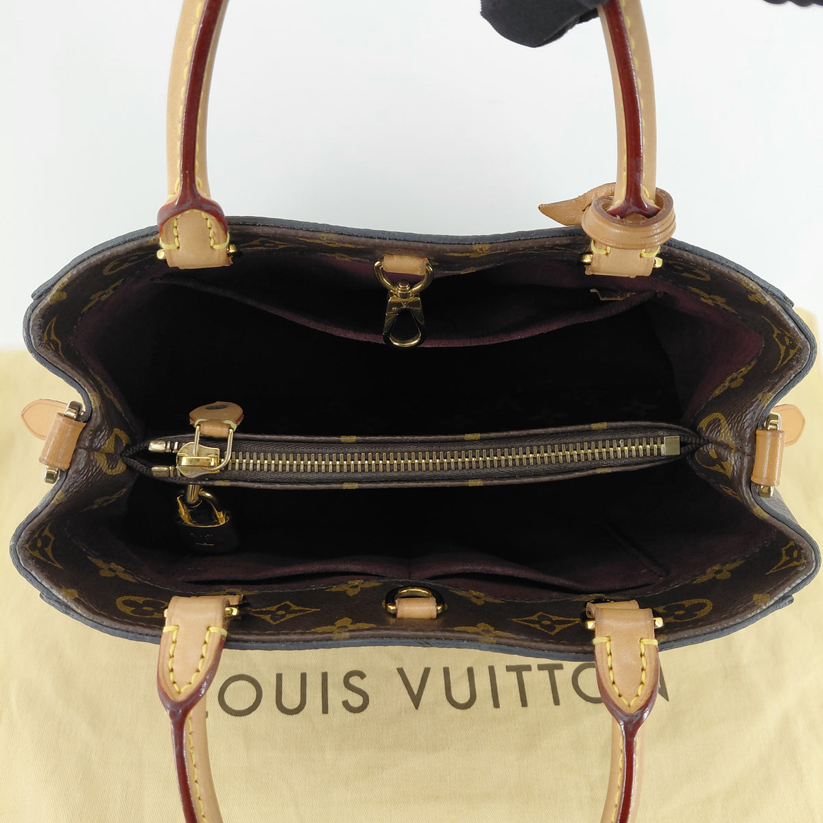 Montaigne BB Louis Vuitton