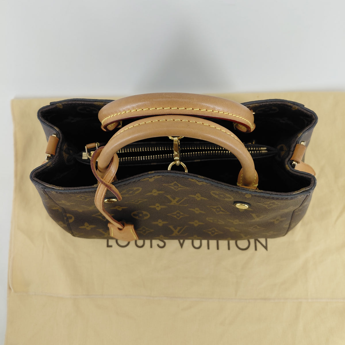 Montaigne BB Louis Vuitton