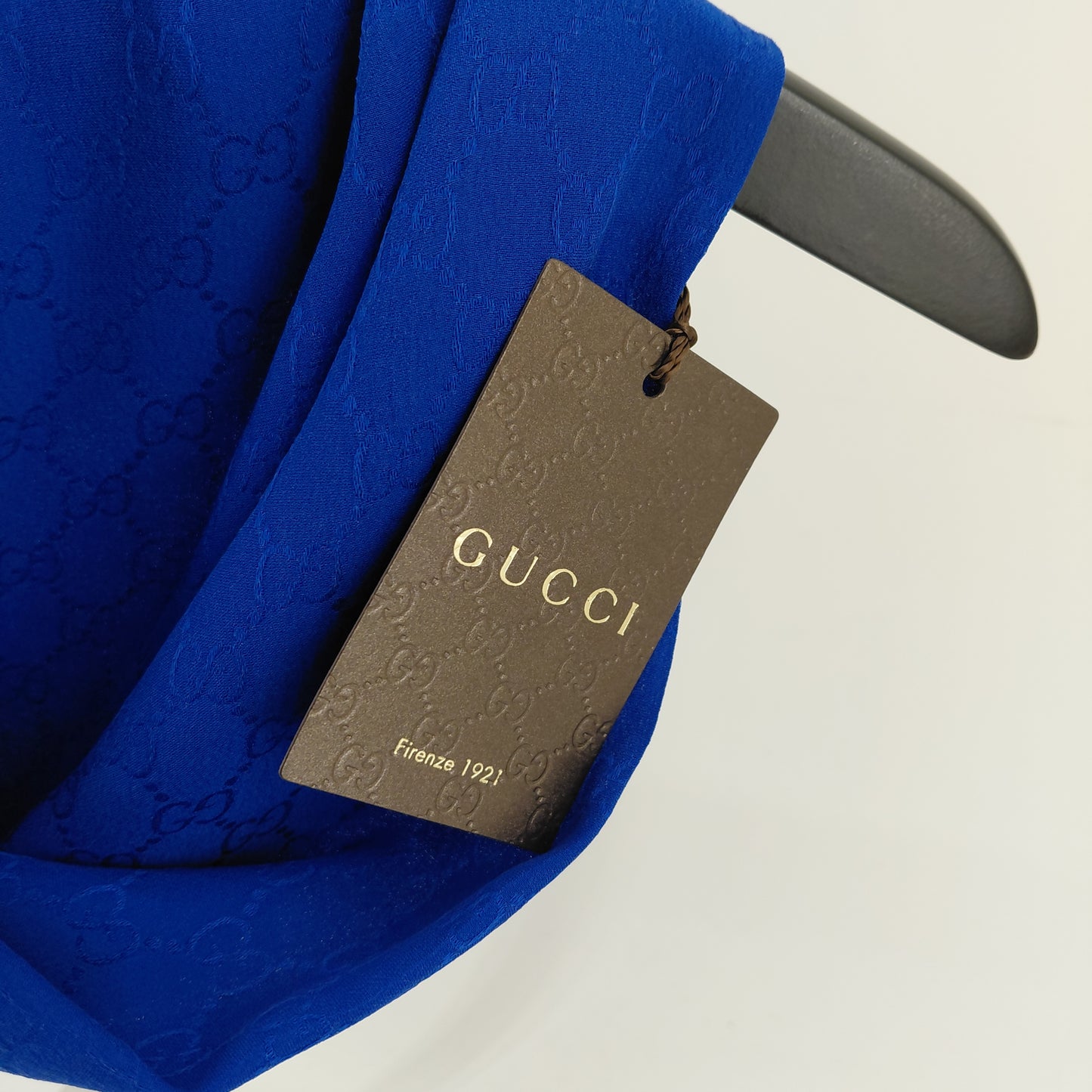 Sciarpa triangolare Gucci