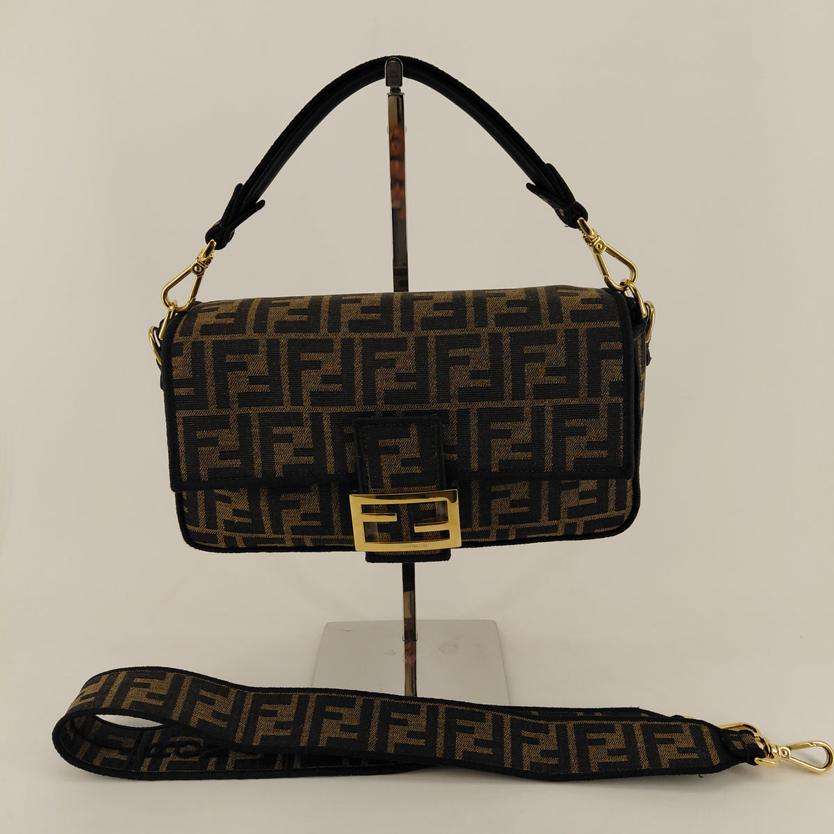 Fendi Baguette