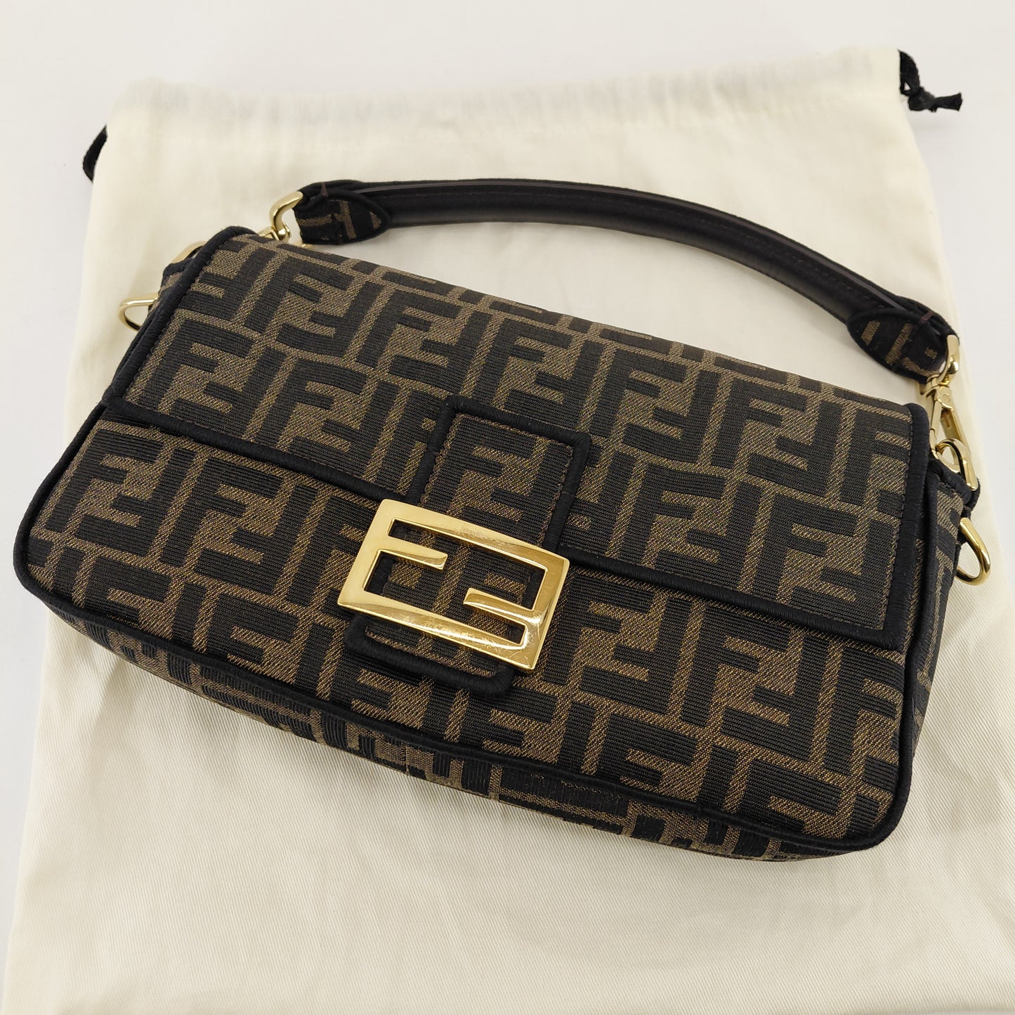 Fendi Baguette