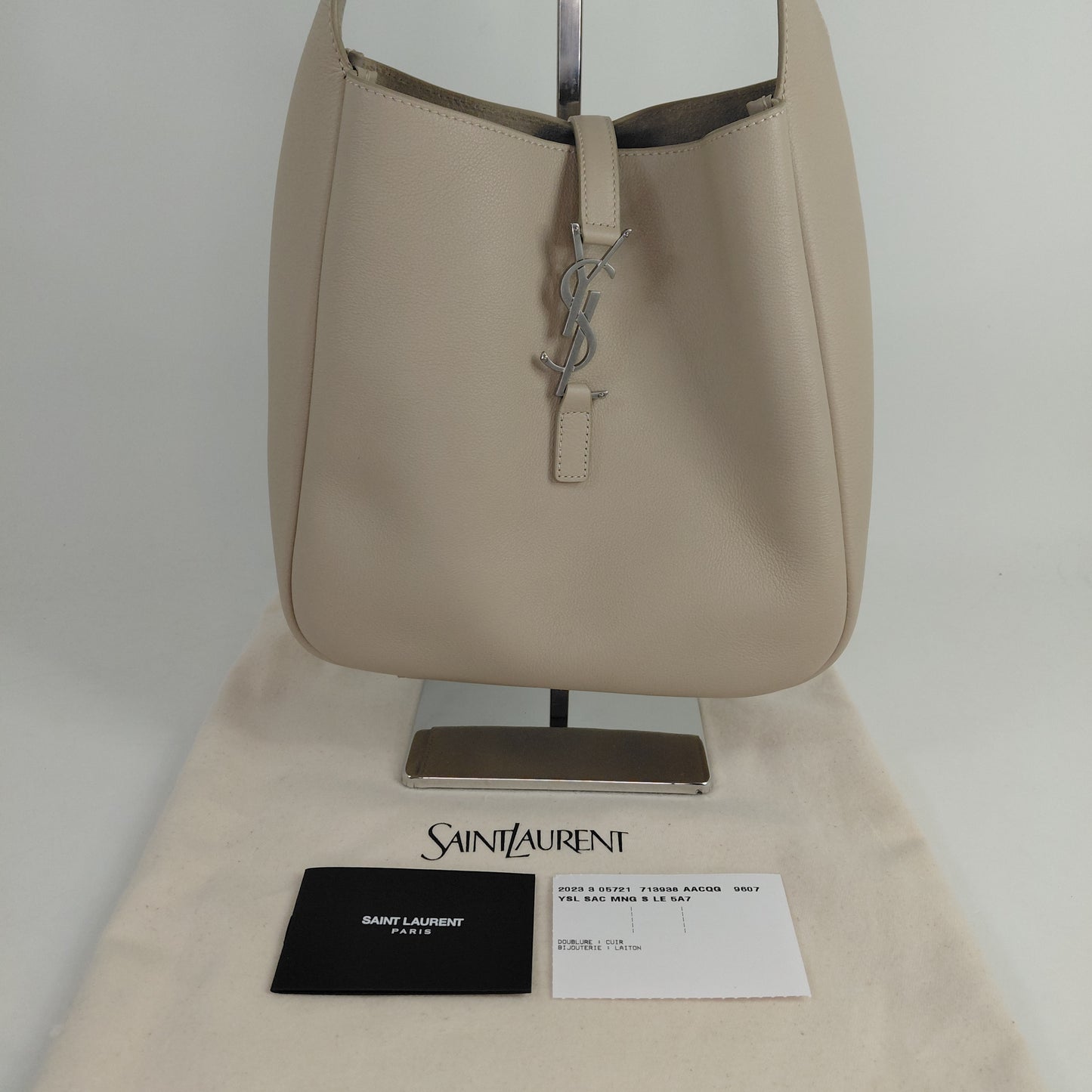 Le 5 a 7 Saint Laurent