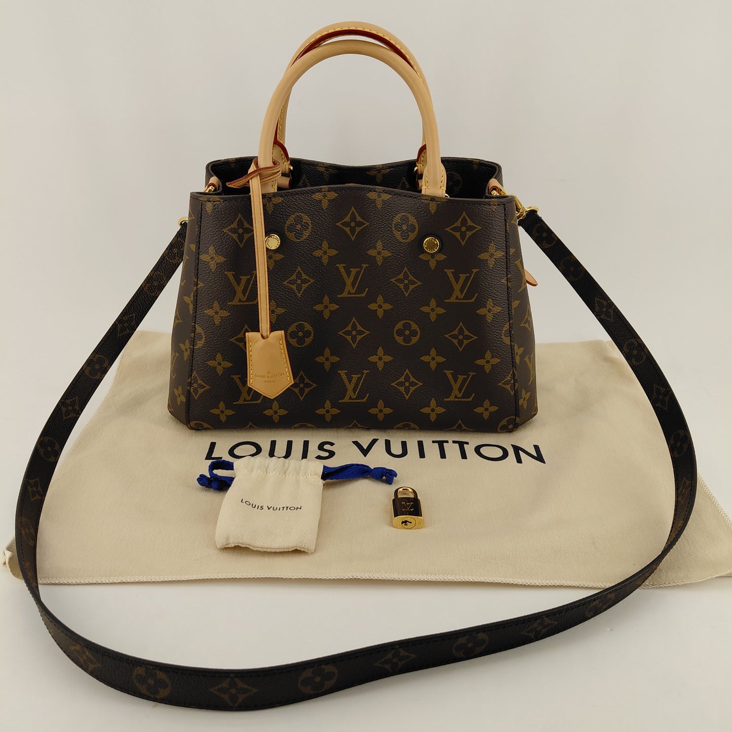Montaigne BB Louis Vuitton