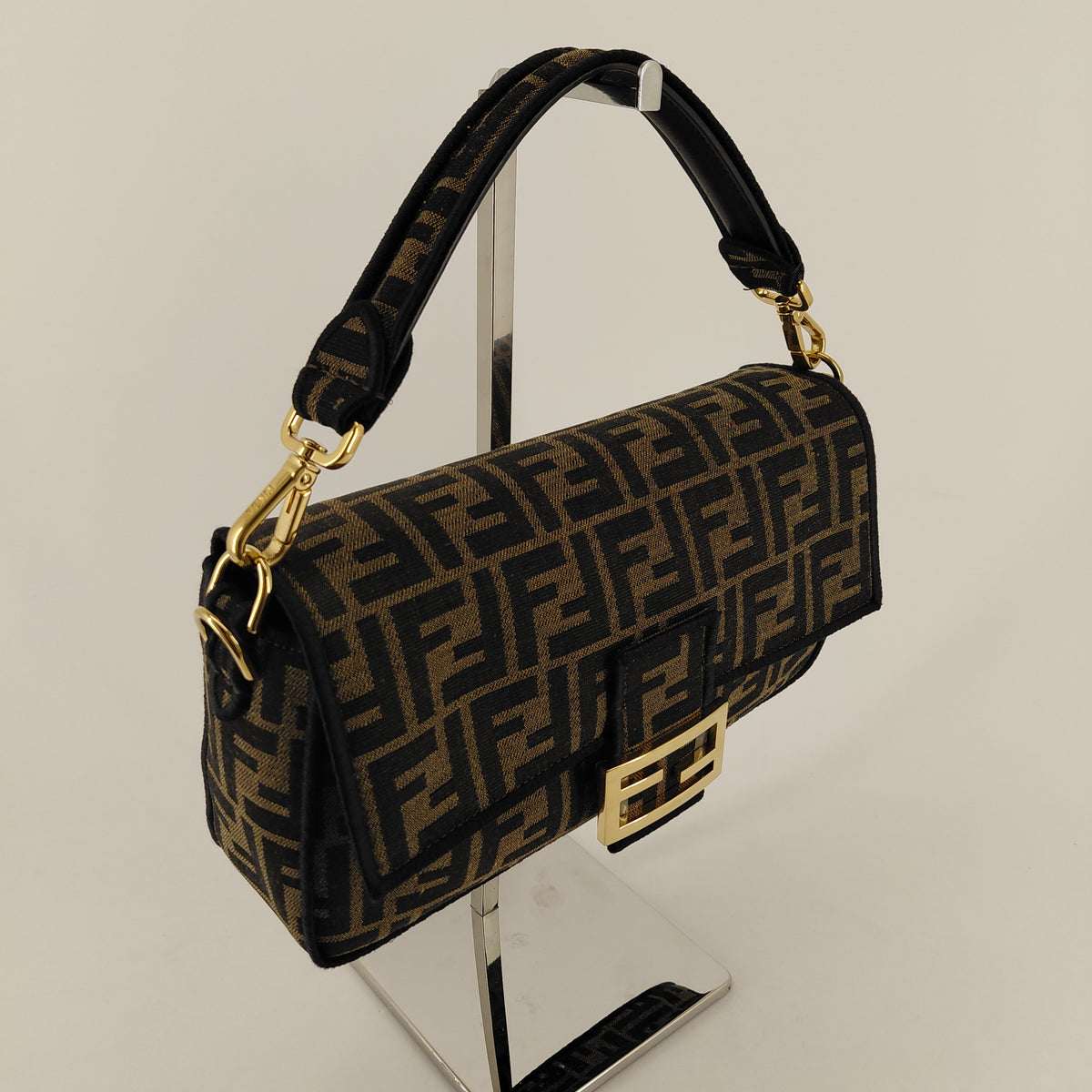 Fendi Baguette