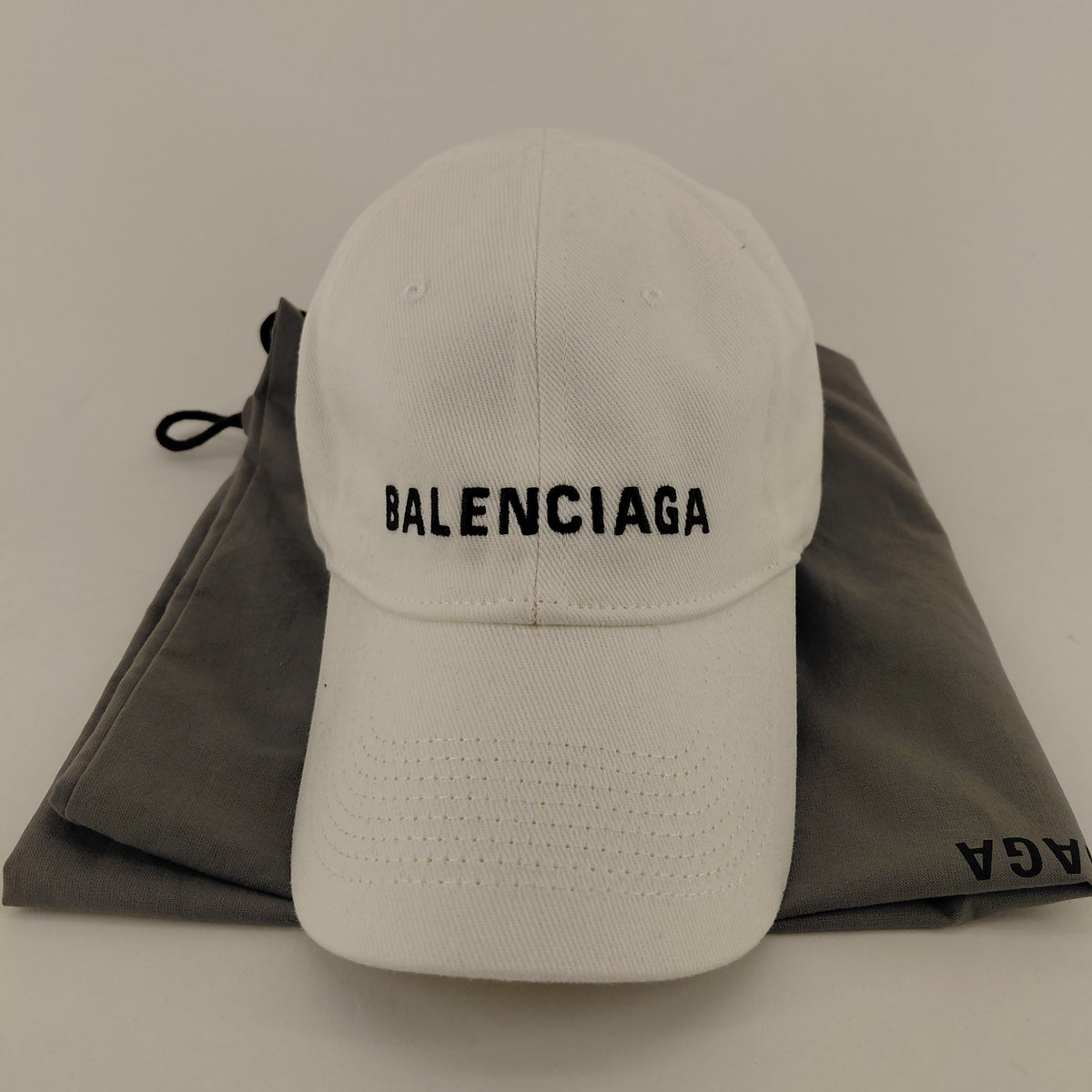 Cappello Balenciaga