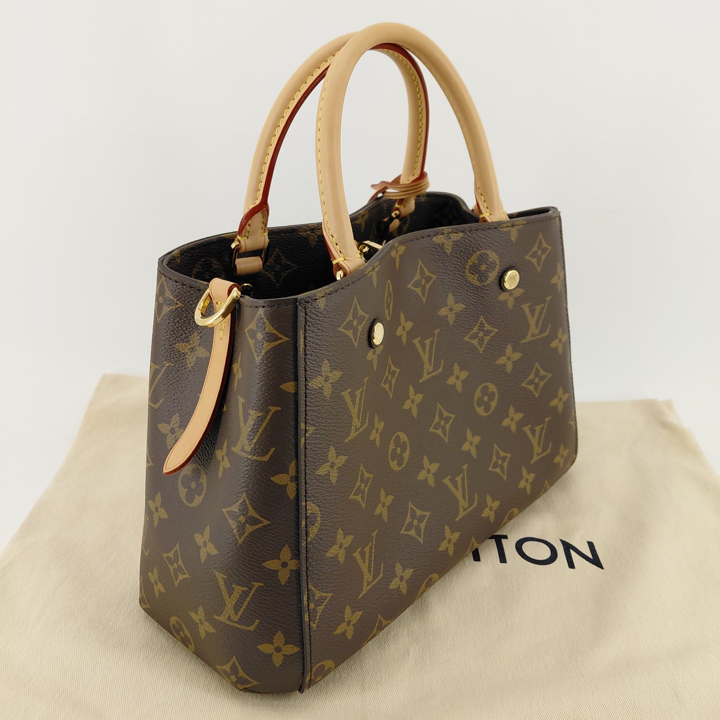 Montaigne BB Louis Vuitton