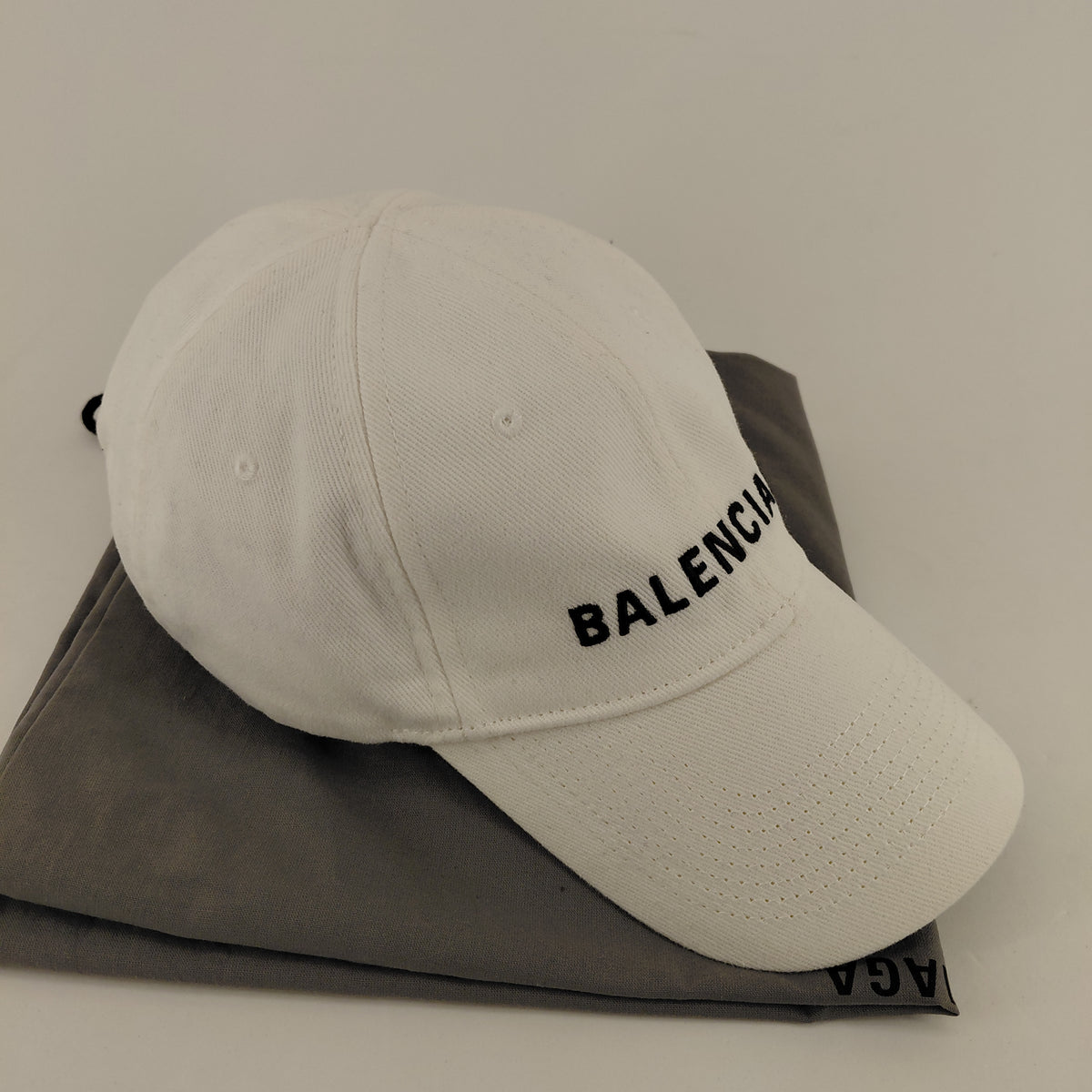 Cappello Balenciaga