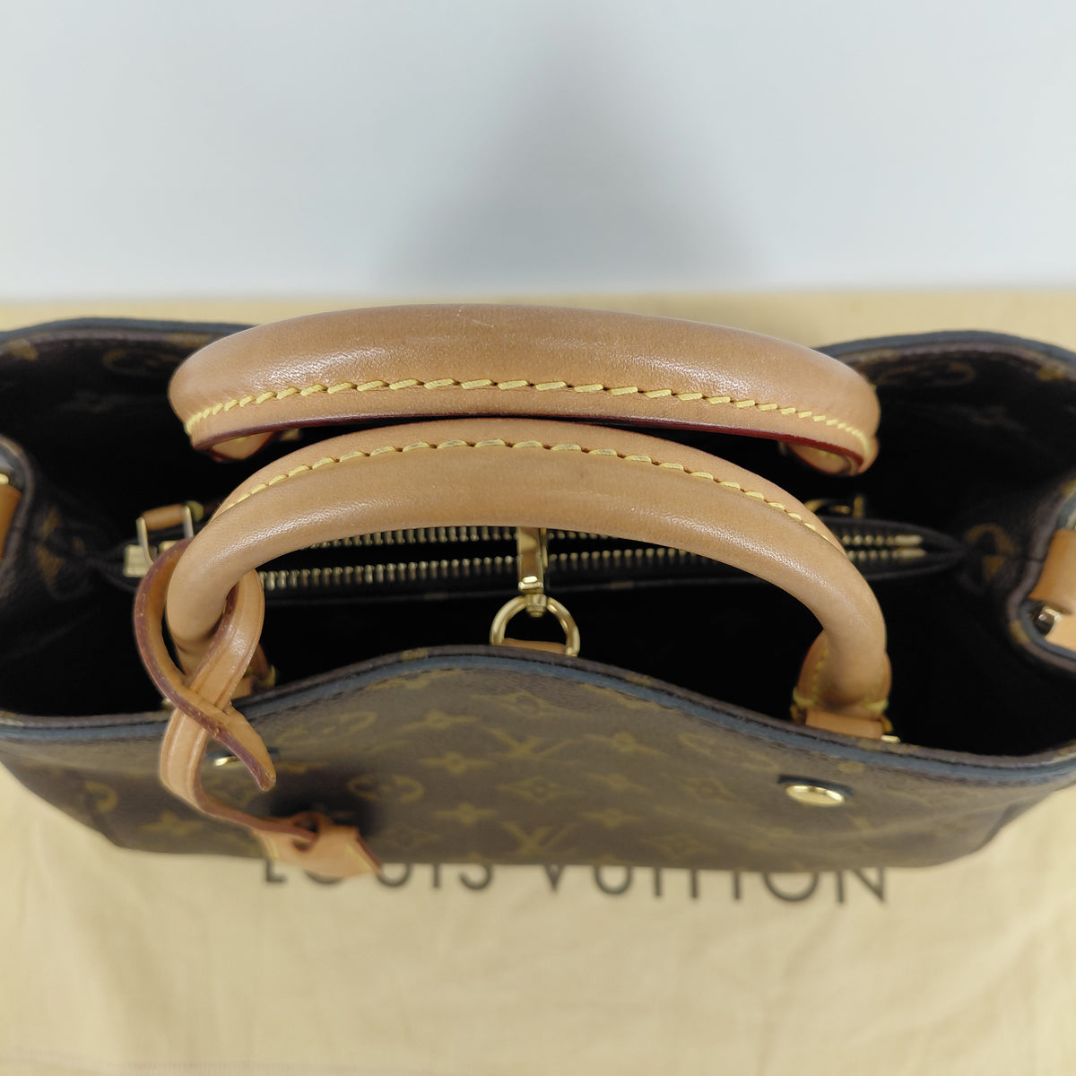 Montaigne BB Louis Vuitton
